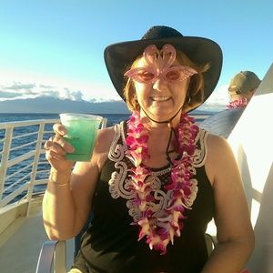 Meet your Posher, Janelle